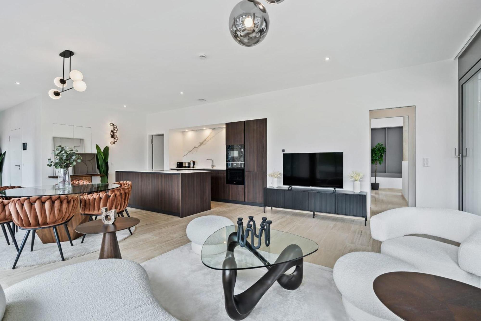 Elegant 2Br With Balcony In Heart Of Luxembourg Apartment ภายนอก รูปภาพ